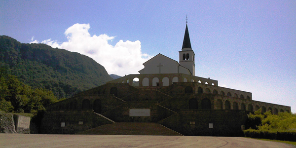 Sacrario di caporetto con estorabus